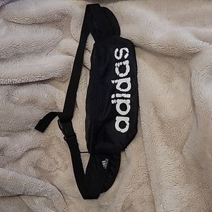Adidas fanny pac